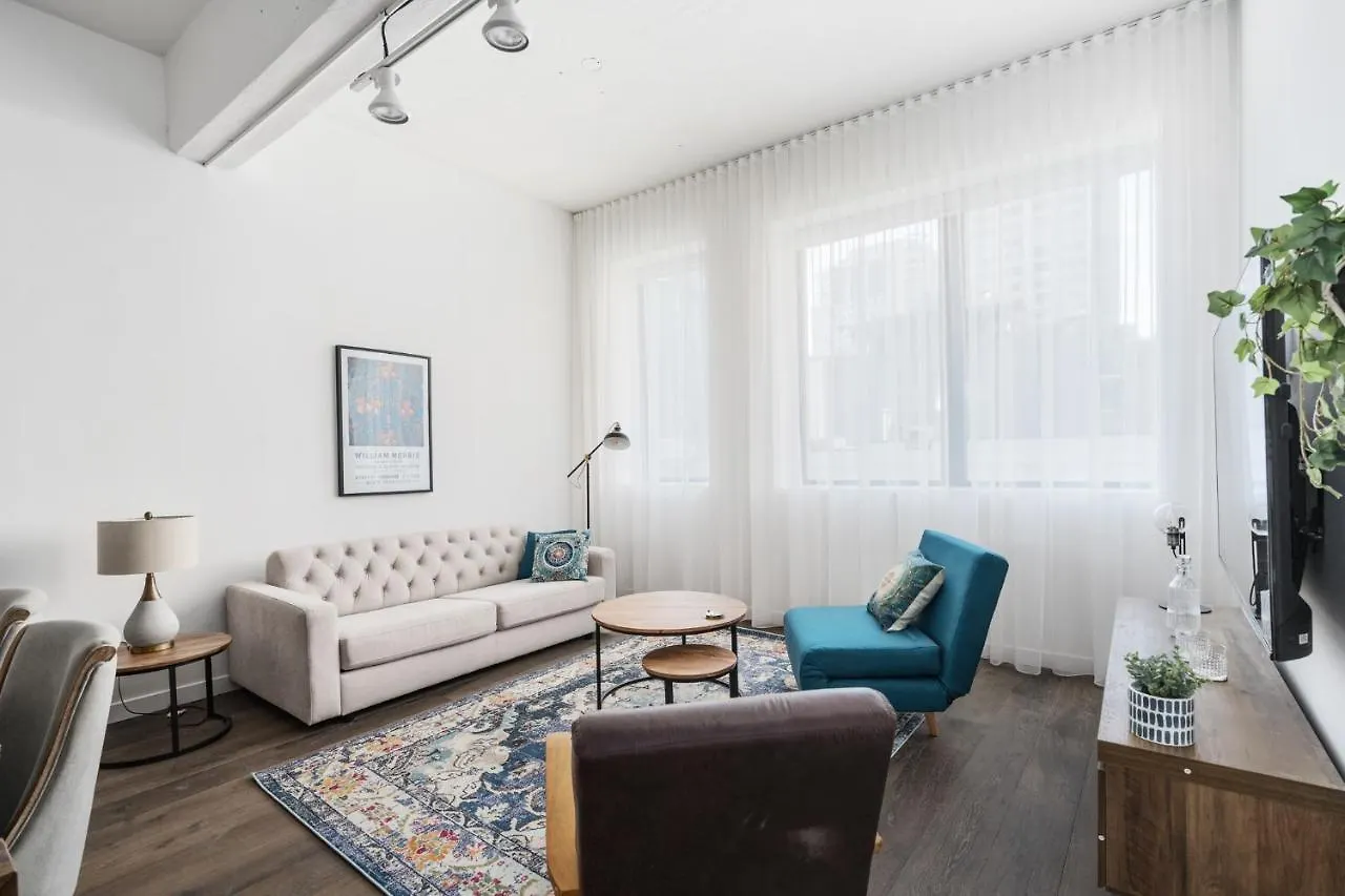 Bakan - Sainte Catherine Montreal Apartment