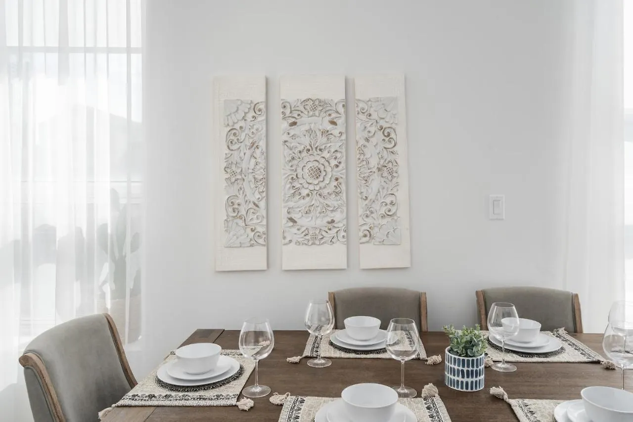 Bakan - Sainte Catherine Montreal Apartment