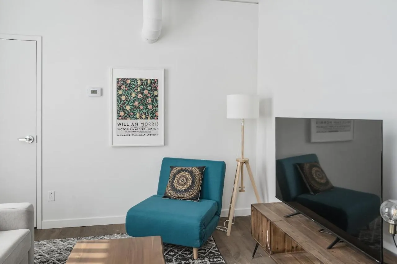 Bakan - Sainte Catherine Montreal Apartment